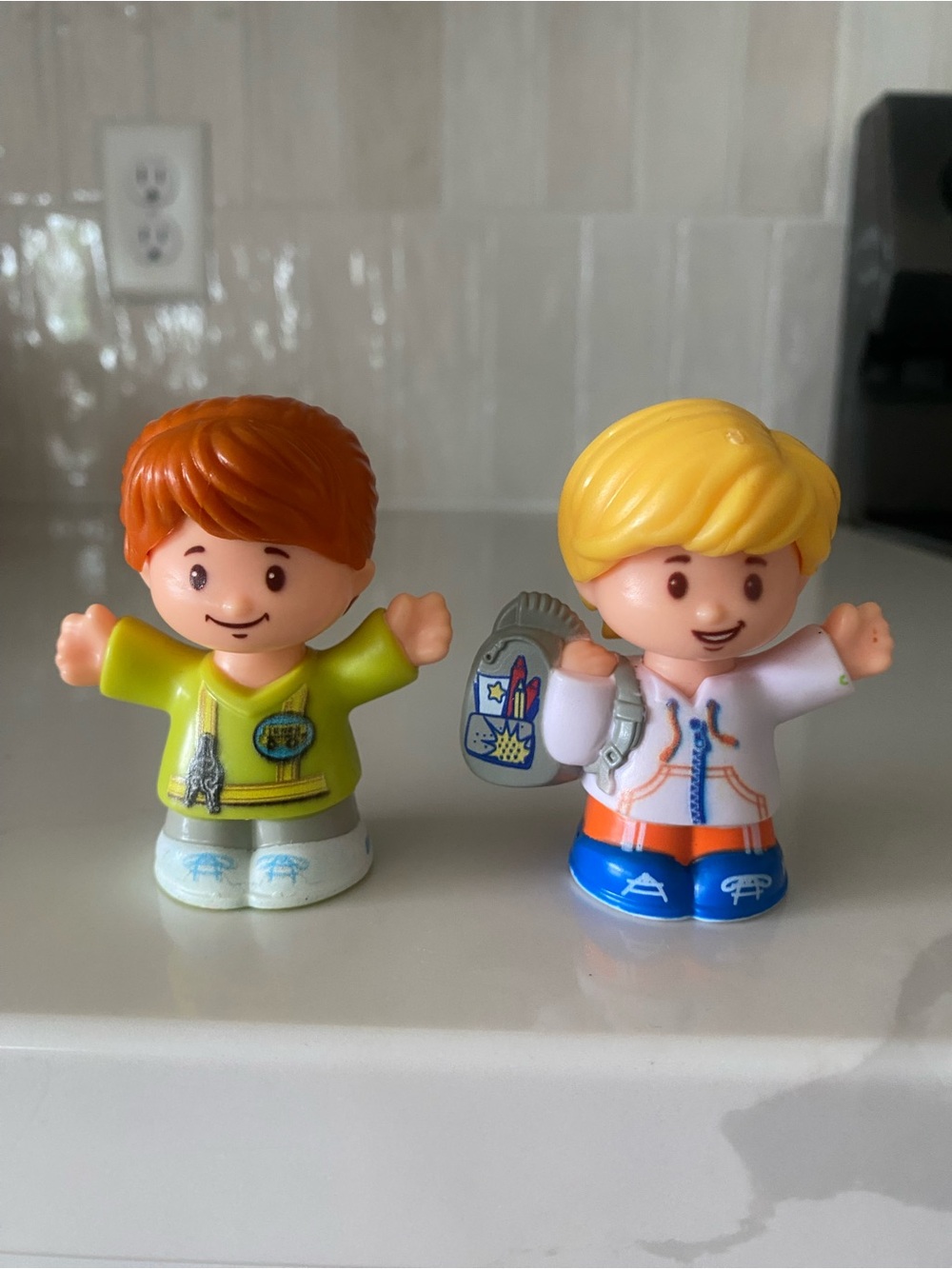 Fisher-Price Little People sit with me school bus driver & school boy set 2018